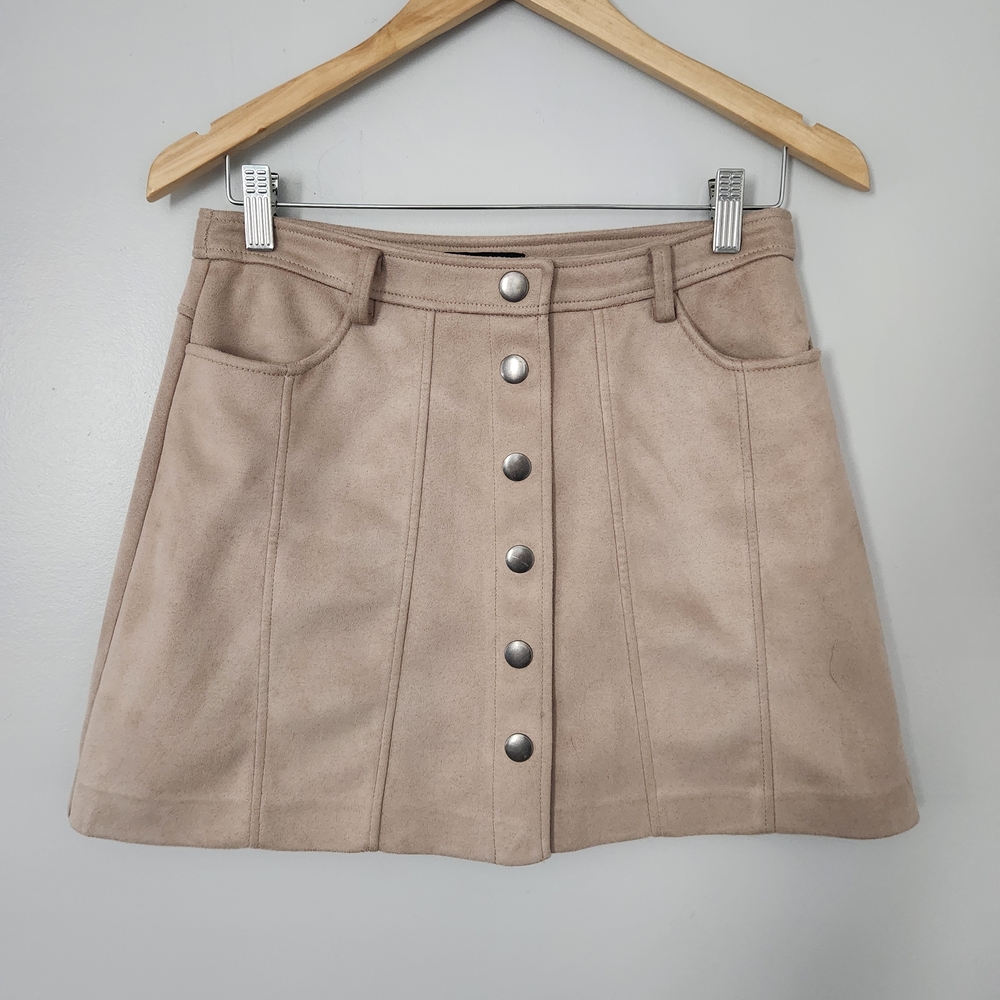 Zara Suede-like Button-Down Mini Skirt With Pockets Size 28